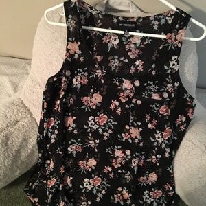 My Michelle floral top